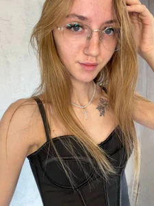 NellieEinspahr A slight hint Poză 9