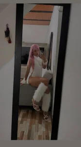 yess__daddy1 PINK HAIR🎀 รูป  3