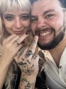 Public de SinChronised  2 Imagens