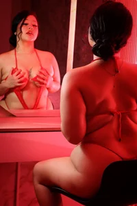 AnitaCute_ Dazzling face and body Pic 5