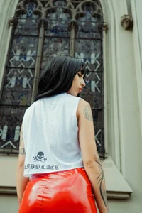 Vixen_Robinson your tough and sexy girl Pic 5