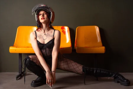 J_Hunter_ brutal photoshoot Pic 6