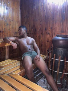 DEMOND_333 Sauna Pic