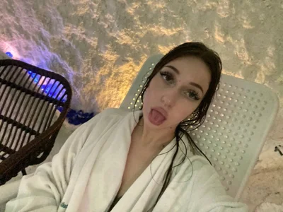 Public od CutieWorm  9 snímek