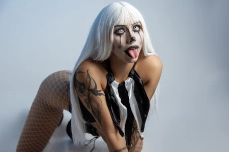 🖤 Sweet madness with a dangerous smile🖤 od Raven_Witch_  5 snímek