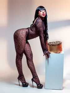 IsabellaDarrell_ts my bday Pic 3