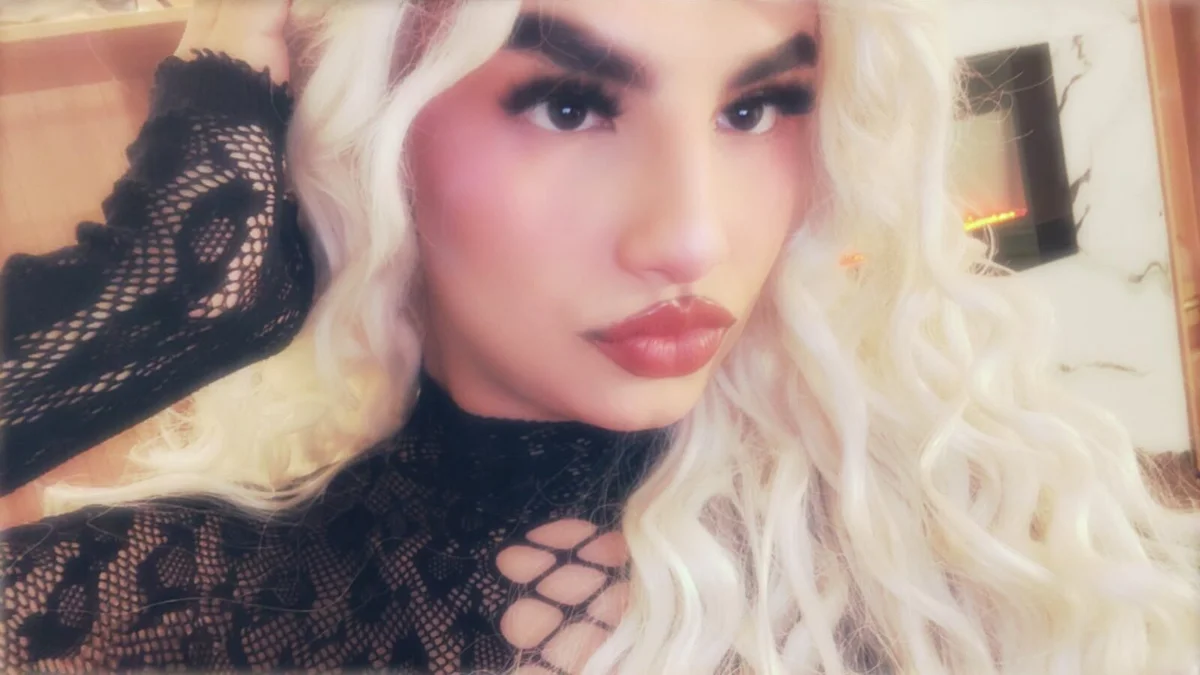 Foto em tendência de Sophia_Cambpell 7524