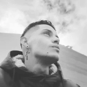 Bonny_and_carrot Public Pic