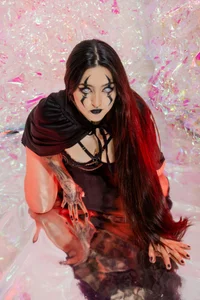 Charlotte_Germanotta_ A little rebellious... very gothic Immagine  3