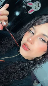 Raven_Lilith Public Pic 4