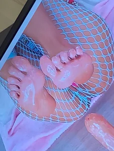 emily_rivas_ footjob 🍆 Immagine  5