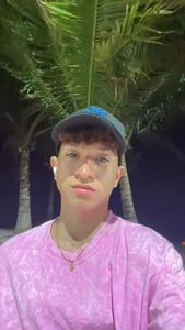 _CamiloBass Pink Day Pic 2