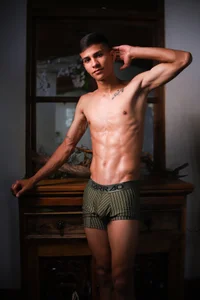 Aaron_Scoot Exclusive Hình