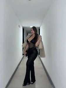 KcristalWhite Public Pic 3