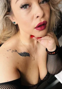 ToughVamp_MockinWITCH Monday pics🫦 TRY! Read my thoughts trough my eyes😊  9. fénykép