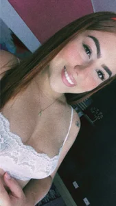 Luciana0226 Public Pic 3