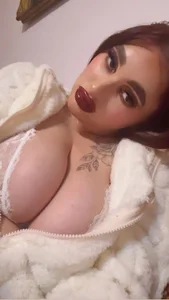 AriBlair Public صورة واحدة|AriBlair Public صورتان|AriBlair Public  3 صور|AriBlair Public  3 صورة