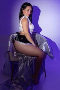 Martinarizzy Sexy martina Pic 2