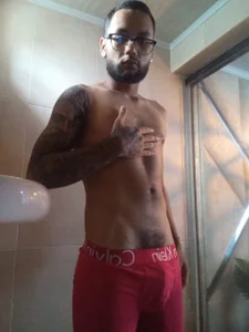 Hot od KyleJoss30  3 snímek