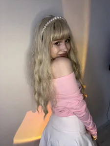 Zdjęcia Charlotte_Pretty Hey it’s me ❤️:  2