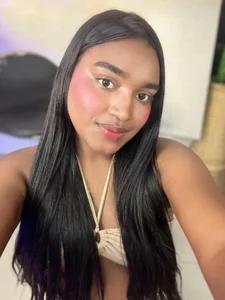 kayna_gomez MY FACE Pic 2