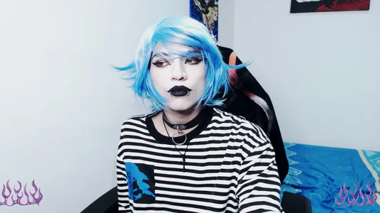 gabriel__manson How do I look with a blue wig? зображення 2