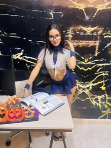 Carohorny4u Teacher Fantasy Live 📚 Pic 2