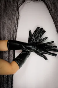 nathalia_zamu LATEX SUIT 🖤 Pic 8