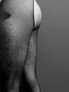 Pretty Ass de UrTinyMen  2 photos