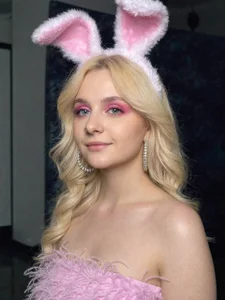 Sabrina_Roose m starting to celebrate Easter Pic 4