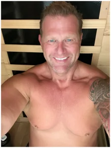 Lance-Merdoc's Sauna time Sex Photo 1