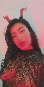 Isisgolden_ Public Hình