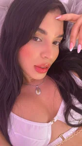 RenataJhonson_ Public Foto