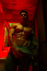 MR_MUSCLEのCOLORSの 4枚の写真