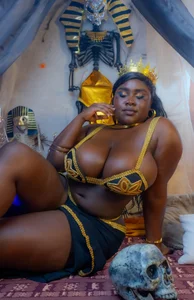 HAPPY HALLOWEEN🎃👀 de blaisysmith  2 Imagens