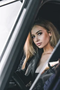 blonde in black de _NigoNika  5 photos