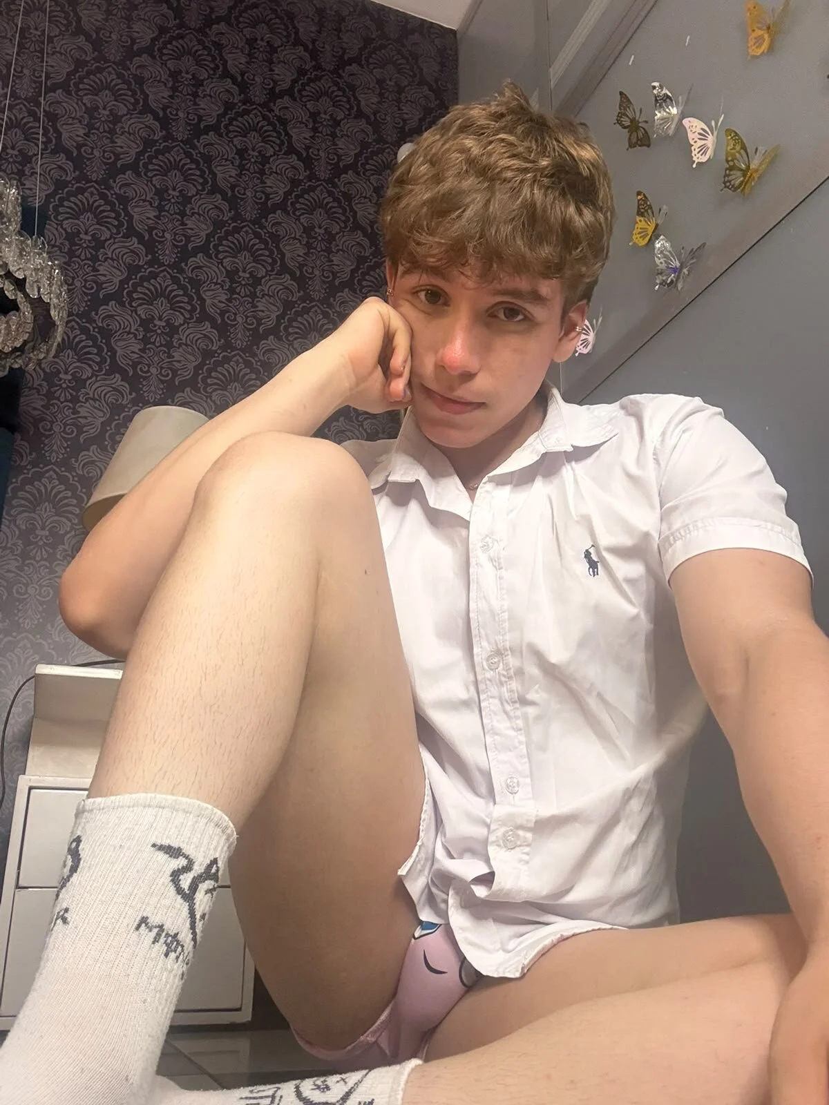 TaylerWhite Public  снимка