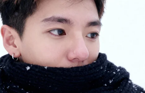 TERU_kun_jp: AI画像 TERU展 ( 2 фото)