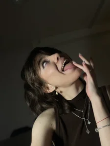 Girls_Kissing Public 사진 3