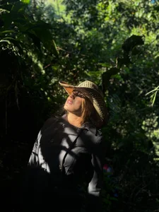 Amber_Martins_ When you look at me, a storm of desire breaks out in my heart Immagine  2