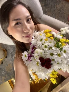 Aimilayne Gentlemen give flowers 🌸 Pic 7