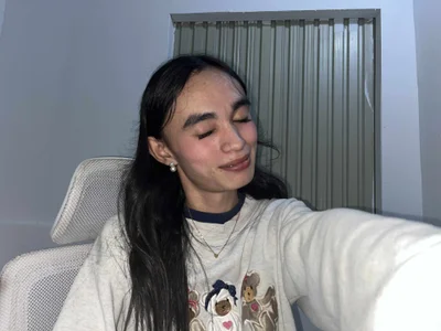 BriannahVixen Public  4টি ছবি