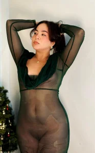 _Victoria_Collins Your love Pic 6