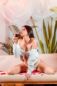 Deni_rose Public Immagine  4