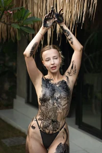 Nura_n_Sarah NURA. My body is my art. Pic 7