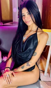 Public de Super_extreme_Threesome  Imagens