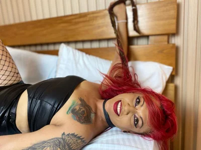 angelina_james_ Public Immagine 