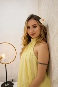 MaiaSinclairyellow dress 💛 Bild 7