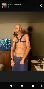 Public de LayingRealism  3 Imagens