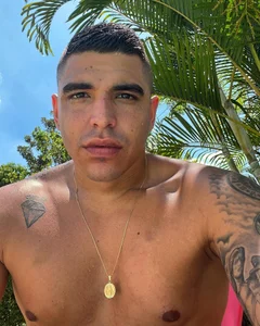 luxurybeast Public Foto 2